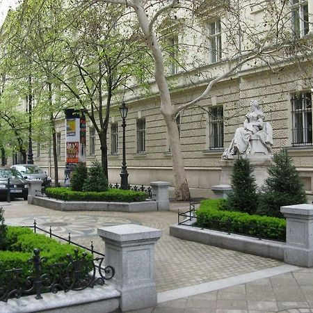 Romantic Hideaway Centertown Budapest Exteriör bild